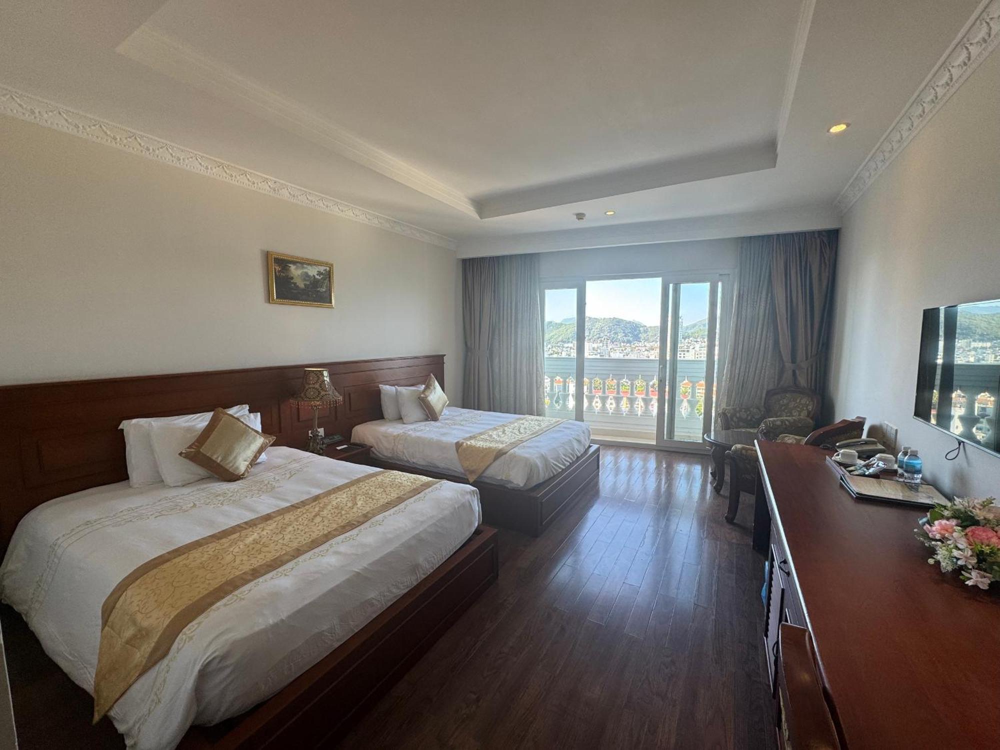 Nha Trang Palace Hotel Exterior photo